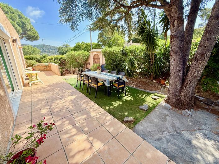 Image No.44-6 Bed House for sale