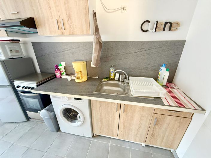 Image No.6-6 Bed House for sale