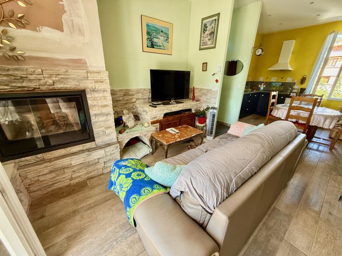 Image No.3-4 Bed House for sale