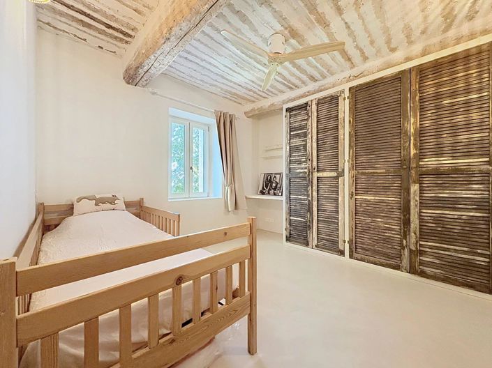 Image No.13-7 Bed House for sale