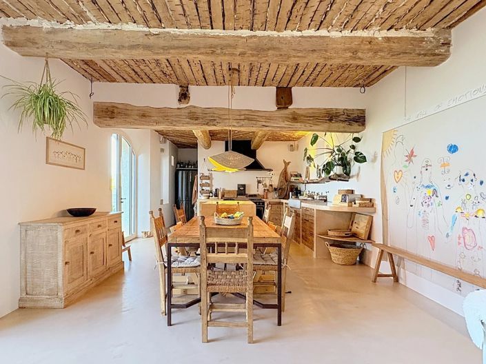 Image No.6-7 Bed House for sale