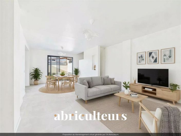 Image No.3-4 Bed House for sale