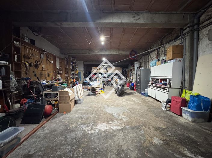 Image No.15-4 Bed House for sale