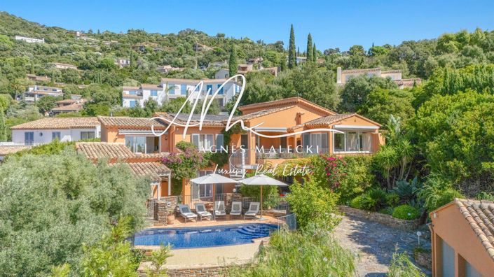 Image No.2-6 Bed House for sale