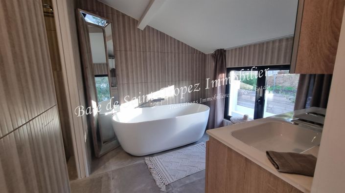 Image No.14-4 Bed House for sale