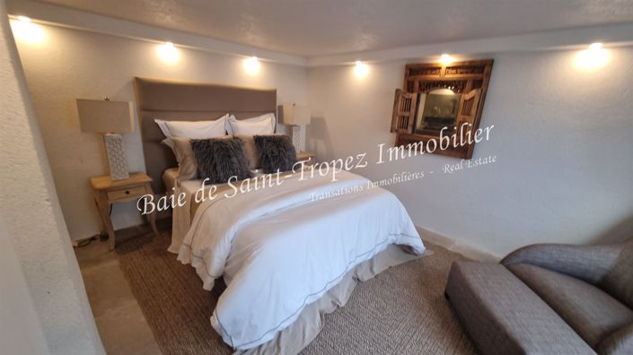 Image No.15-4 Bed House for sale