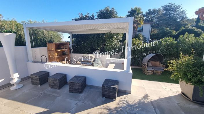 Image No.7-4 Bed House for sale