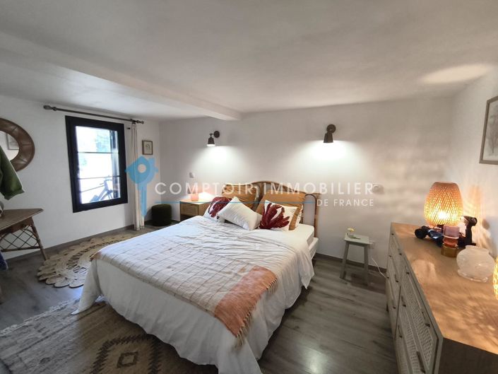 Image No.15-3 Bed House for sale