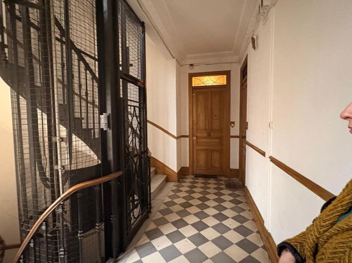 Image No.11-1 Bed Apartment for sale