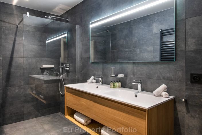 Image No.4-5 Bed Apartment for sale