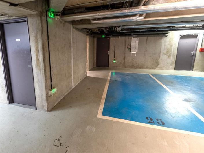 Image No.20-3 Bed Apartment for sale