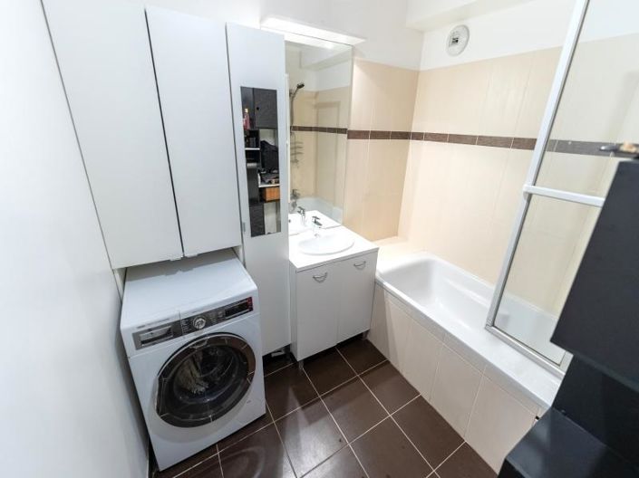 Image No.9-3 Bed Apartment for sale