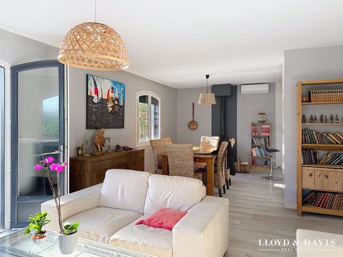 Image No.4-3 Bed House for sale