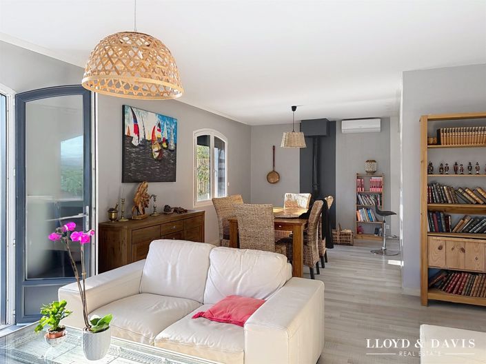 Image No.4-3 Bed House for sale