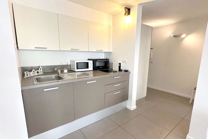 Image No.8-2 Bed Apartment for sale