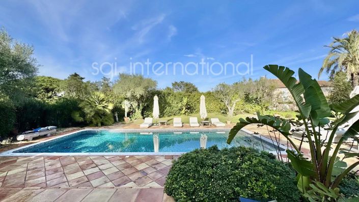 Image No.2-5 Bed House for sale