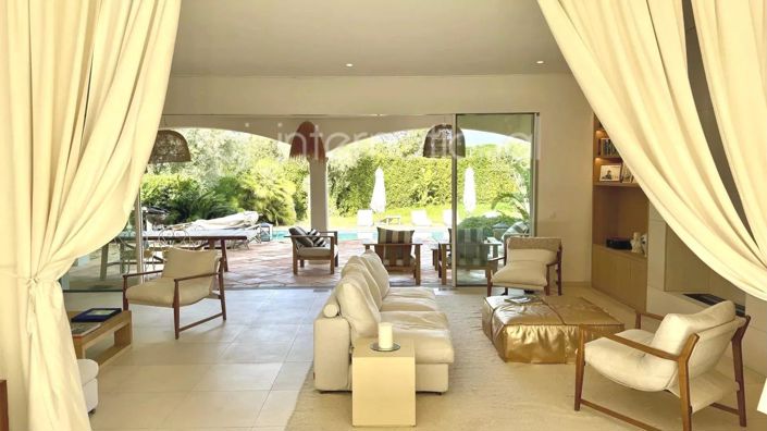 Image No.7-5 Bed House for sale