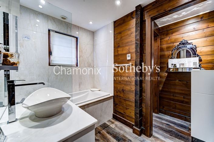 Image No.13-4 Bed House for sale