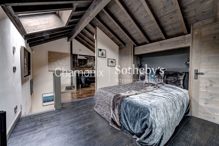 Image No.14-4 Bed House for sale