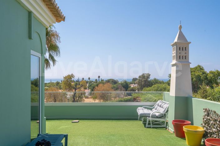 Image No.43-4 Bed House for sale