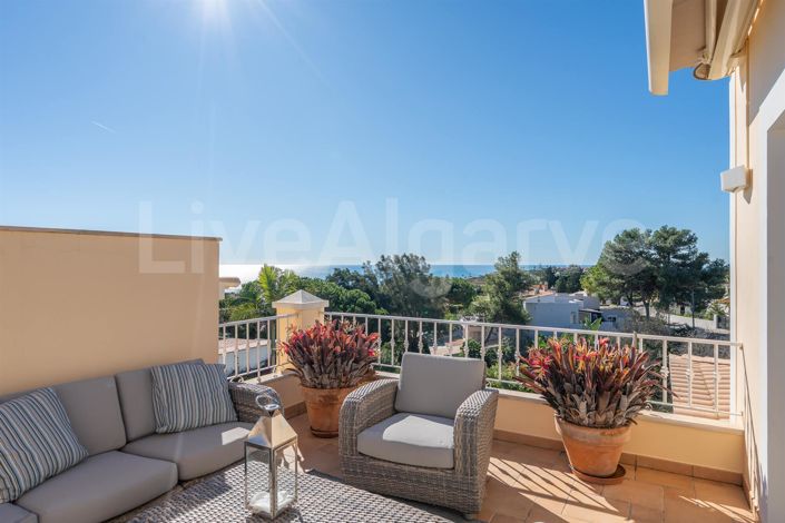 Image No.25-5 Bed House for sale