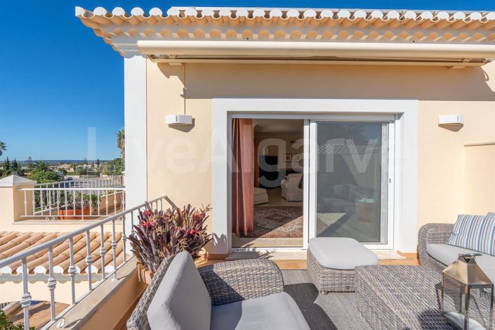 Image No.28-5 Bed House for sale