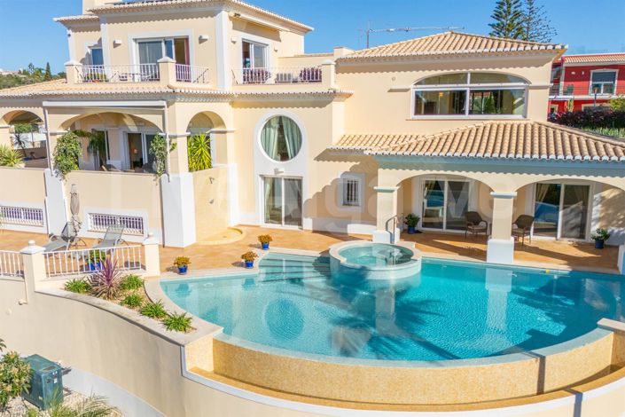 Image No.31-5 Bed House for sale