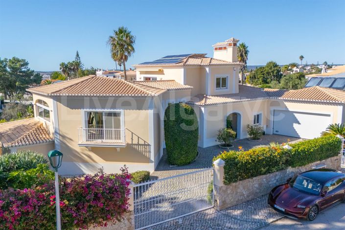 Image No.60-5 Bed House for sale