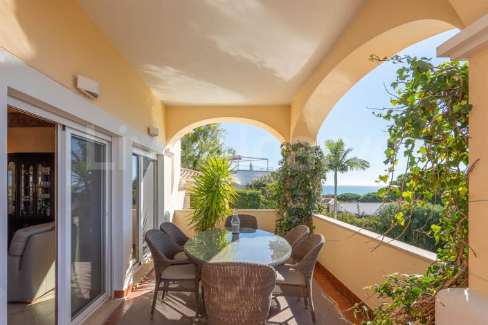 Image No.7-5 Bed House for sale