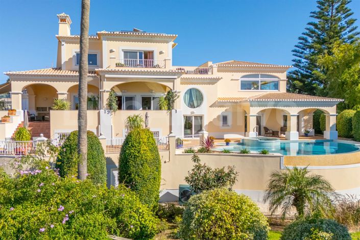 Image No.9-5 Bed House for sale