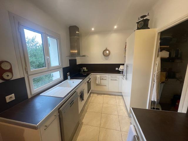 Image No.3-3 Bed House for sale