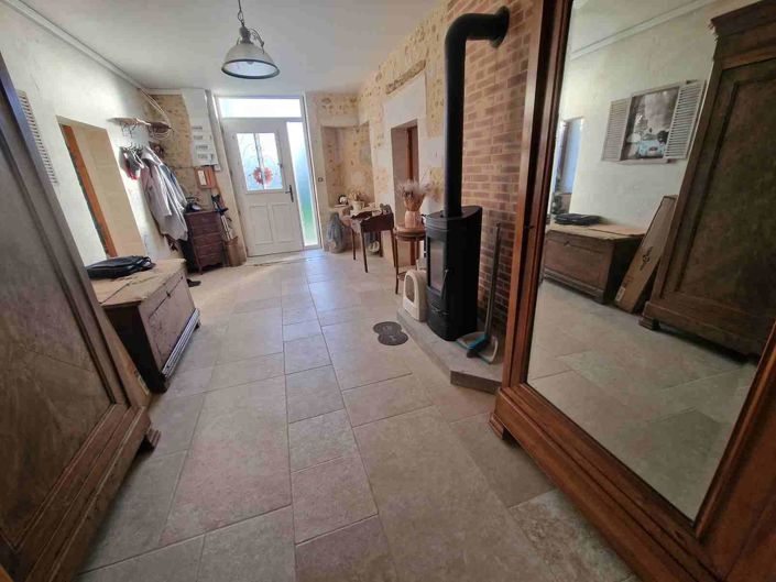 Image No.5-5 Bed House for sale