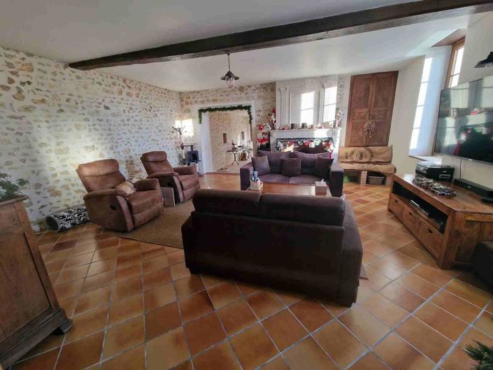 Image No.7-5 Bed House for sale