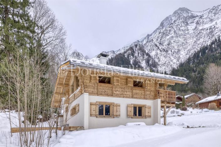 Image No.2-4 Bed House for sale