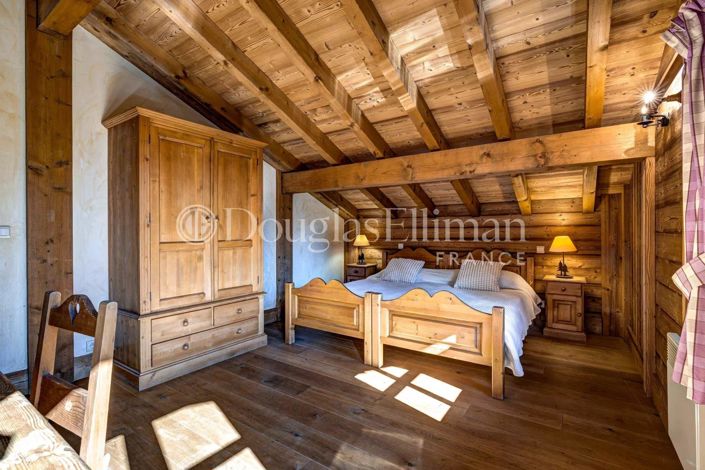 Image No.14-6 Bed House for sale