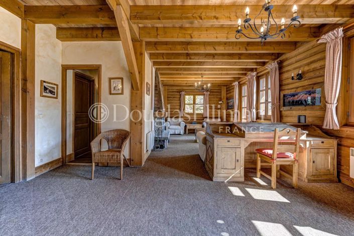 Image No.6-6 Bed House for sale