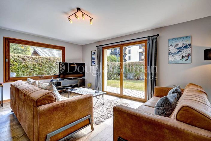 Image No.4-5 Bed House for sale