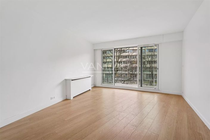 Image No.3-Appartement de 2 chambres à vendre à Paris