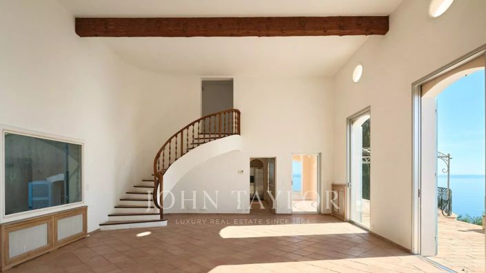 Image No.8-Maison de 8 chambres à vendre à Var
