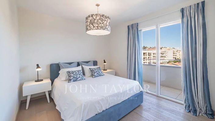 Image No.13-3 Bed Apartment for sale