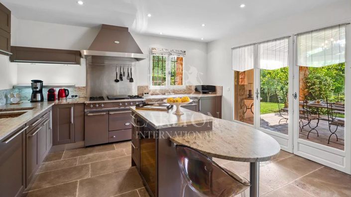 Image No.14-5 Bed House for sale