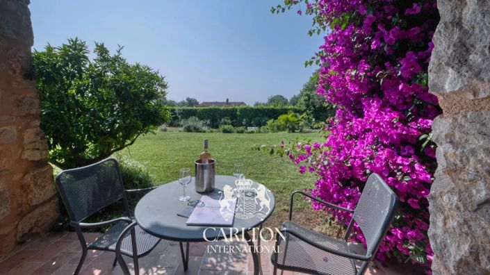 Image No.34-5 Bed House for sale