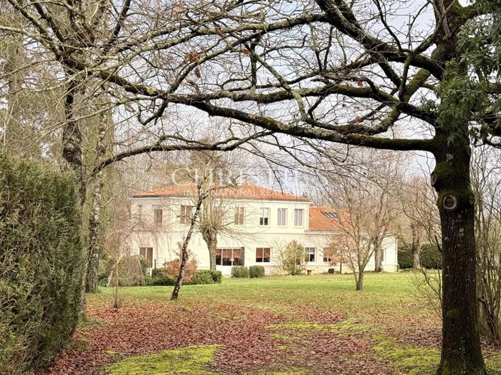 Image No.27-7 Bed House for sale