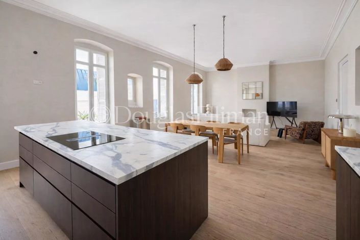 Image No.2-Appartement de 3 chambres à vendre à Bordeaux