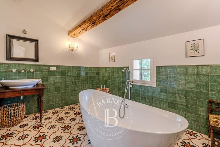 Image No.15-8 Bed House for sale