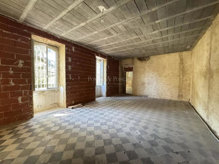 Image No.12-9 Bed House for sale