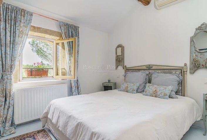 Image No.13-6 Bed House for sale