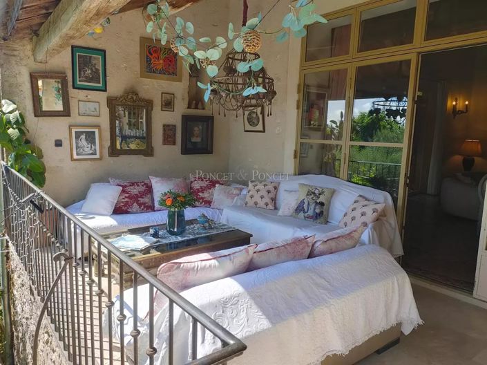 Image No.4-6 Bed House for sale