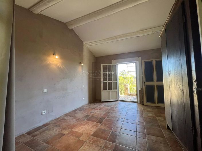 Image No.13-4 Bed House for sale