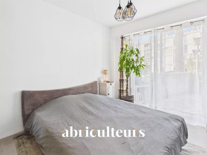 Image No.12-2 Bed Apartment for sale